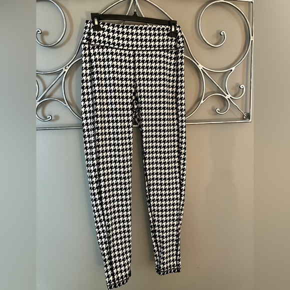 Ralph Lauren Pants - Never worn Ralph Lauren NWOT Petite Medium stretch pants